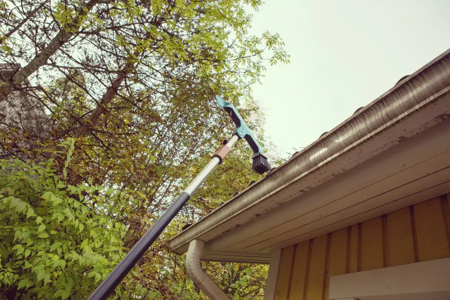 Safe Roof Gutter Cleaning by Perth
